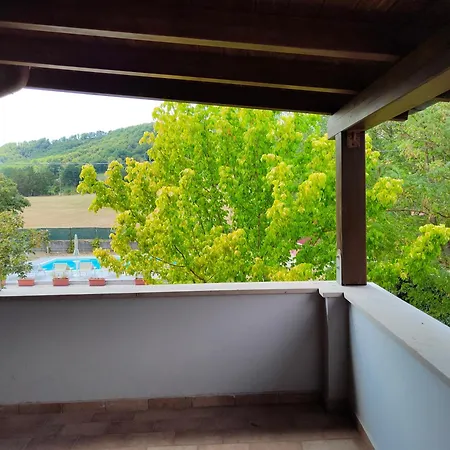 Laura - Private Pool Near Acqualagna