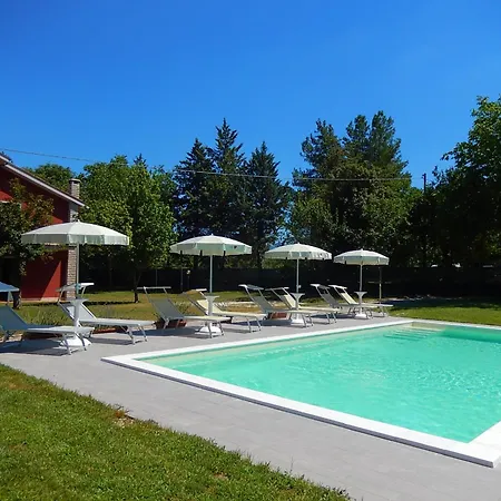Laura - Private Pool Near Acqualagna Villa Smirra