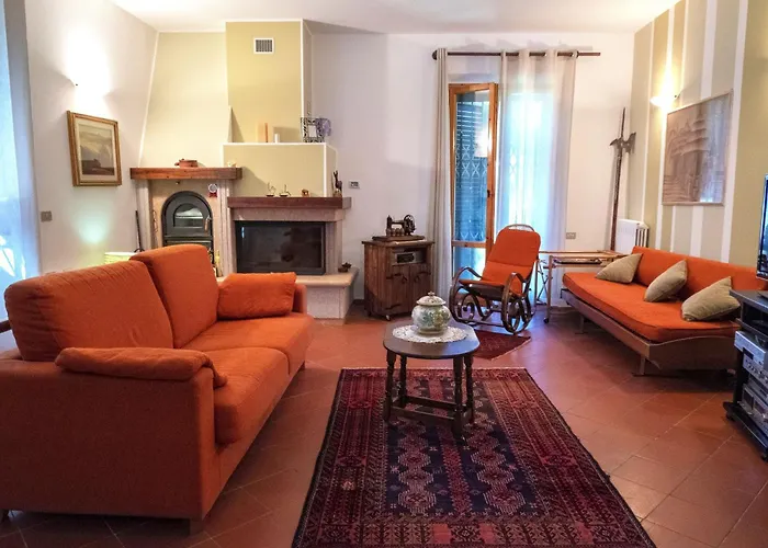 Laura - Private Pool Near Acqualagna Villa *