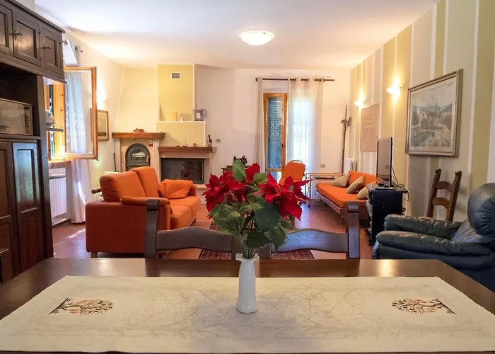 Villa Laura - Private Pool Near Acqualagna Smirra