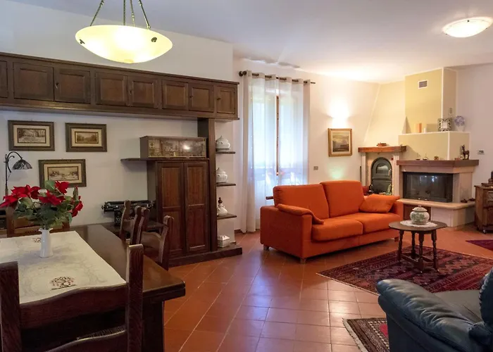 Laura - Private Pool Near Acqualagna Villa Smirra