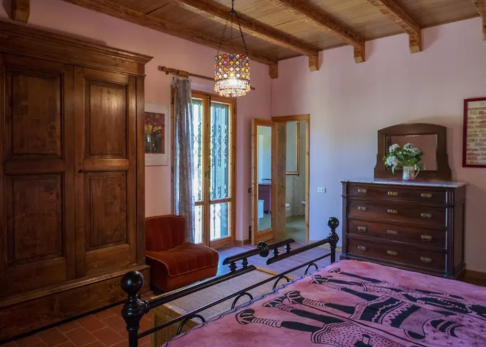 Laura - Private Pool Near Acqualagna