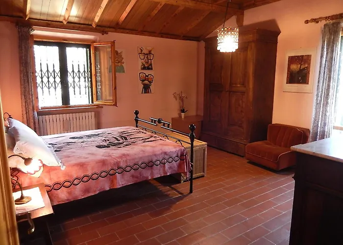 Villa Laura - Private Pool Near Acqualagna Smirra